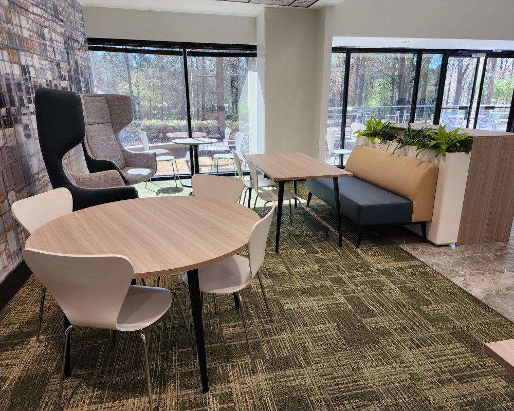 Collab and dining space 300 bld