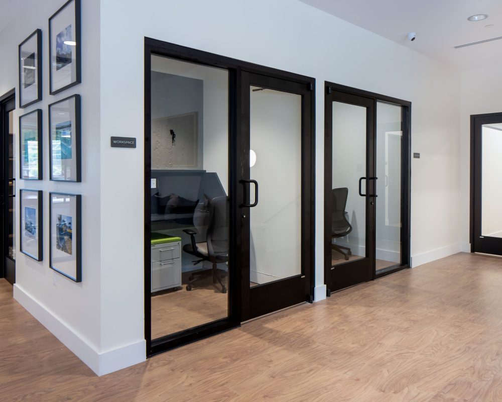 4-Grade A 1 Lobby Workspaces--2