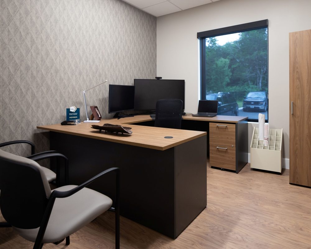 EXECUTIVE OFFICE